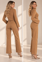 Pantaloni straight con bottoni gioiello