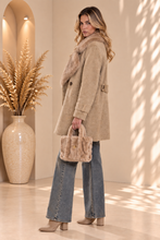 Cappotto maglia e simil pelliccia