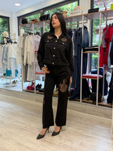 Pantalone con ricamo