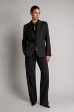 Blazer Gessato con Dettagli Dorati