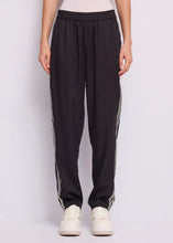 Pantaloni jogging