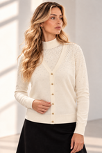 Cardigan avorio con cristalli e bottoni dorati, vista frontale