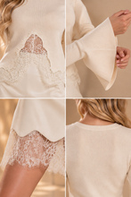 Maglia con pizzo color latte - dettagli