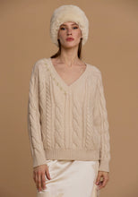 Maglia scollo V con perle color latte Gio Chic